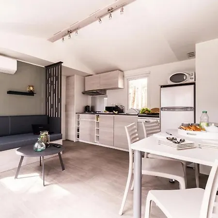 营地 4 Etoiles - Parc Aquatique - Ccaffga