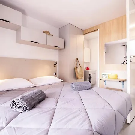 Zecamping 4 Avec Parc Aquatique Club Enfant Animations Sauna Hammam 4* Agde