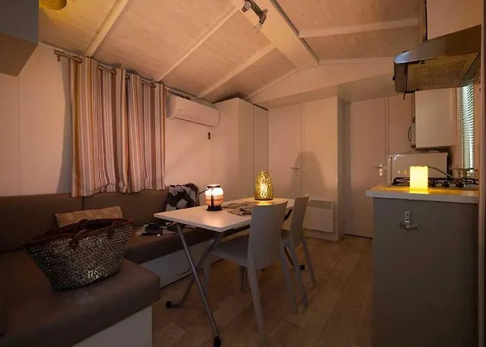 营地 4 Etoiles - Parc Aquatique - Ccaffga