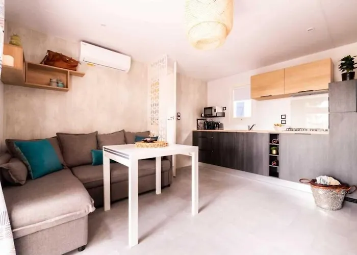 Zecamping 4 Avec Parc Aquatique Club Enfant Animations Sauna Hammam Kemping 4*