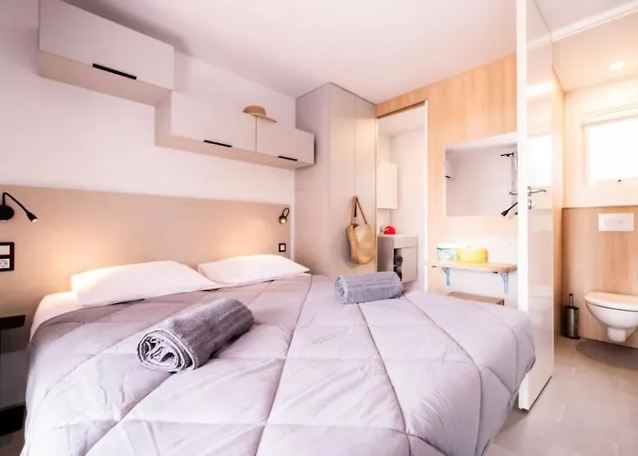 Zecamping 4 Avec Parc Aquatique Club Enfant Animations Sauna Hammam Kemping