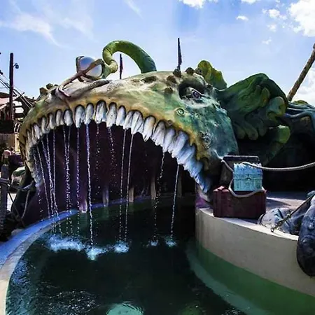 אתר קמפינג 4 Etoiles - Parc Aquatique - Ccaffga אגדה