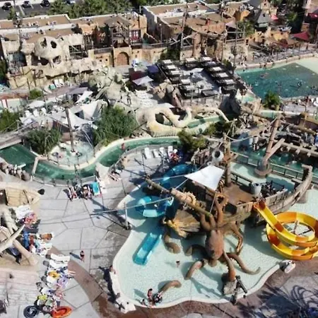 Zecamping 4 Avec Parc Aquatique Club Enfant Animations Sauna Hammam Agde