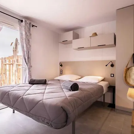 4 Etoiles - Parc Aquatique - Ccaffga *