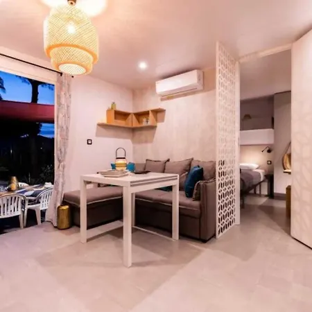 4 Etoiles - Parc Aquatique - Ccaffga אתר קמפינג אגדה