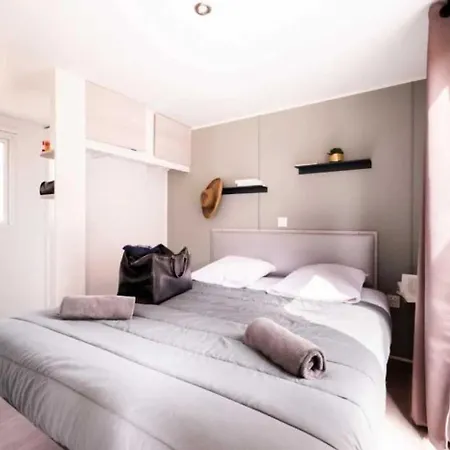 4 Etoiles - Parc Aquatique - Ccaffga *