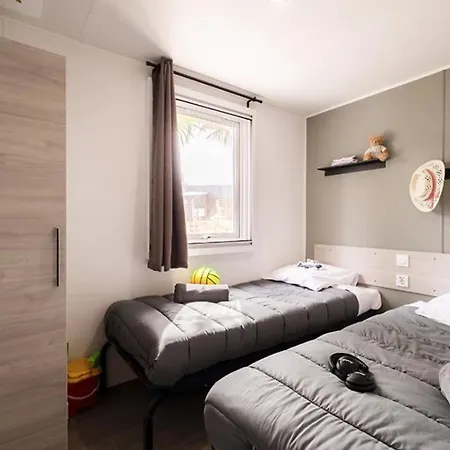 Zecamping 4 Avec Parc Aquatique Club Enfant Animations Sauna Hammam Campsite 4*