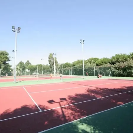 Zecamping 4 Avec Parc Aquatique Club Enfant Animations Sauna Hammam Campsite Agde