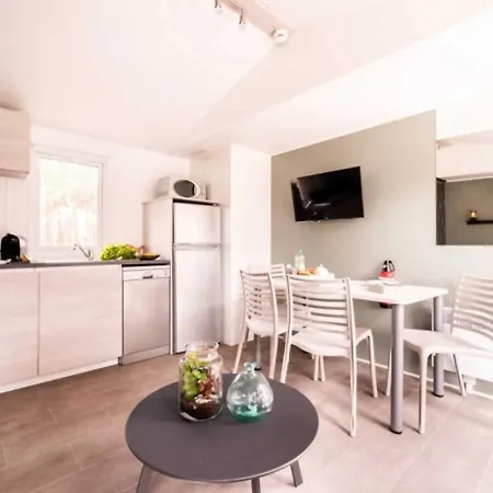 אתר קמפינג 4 Etoiles - Parc Aquatique - Ccaffga