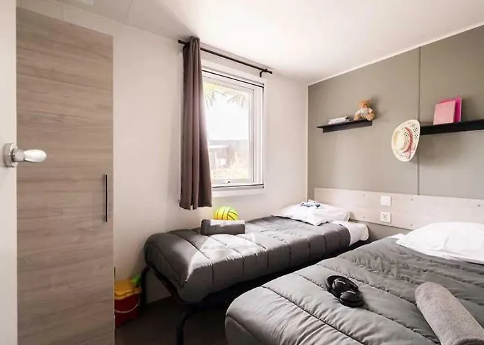 Camping Zecamping 4 Avec Parc Aquatique Club Enfant Animations Sauna Hammam