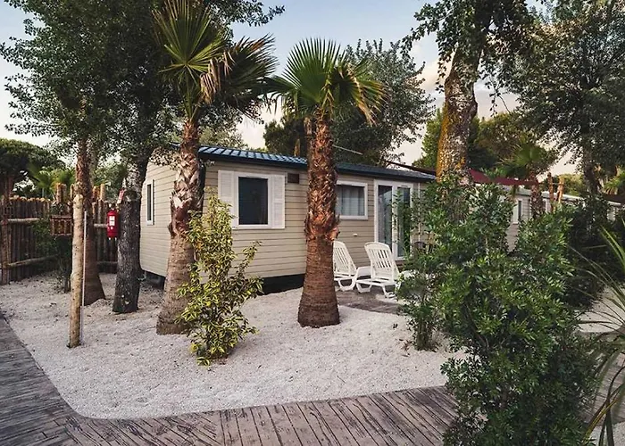 Camping Zecamping 4 Avec Parc Aquatique Club Enfant Animations Sauna Hammam