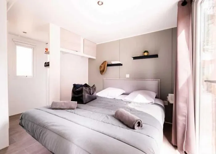 Zecamping 4 Avec Parc Aquatique Club Enfant Animations Sauna Hammam 4*