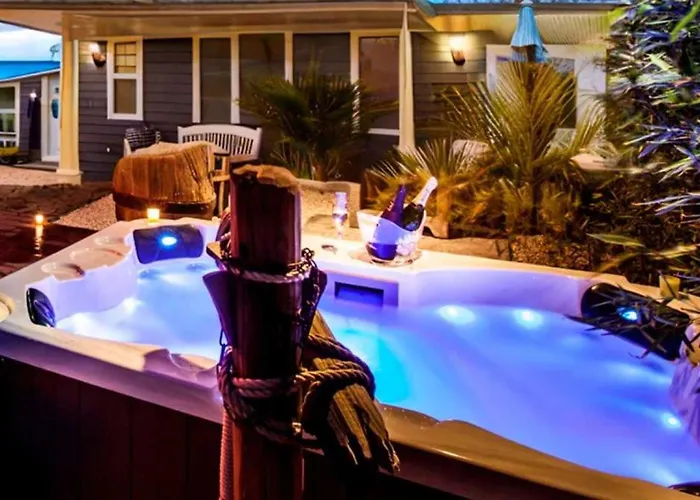 Zecamping 4 Avec Parc Aquatique Club Enfant Animations Sauna Hammam 4* Agde