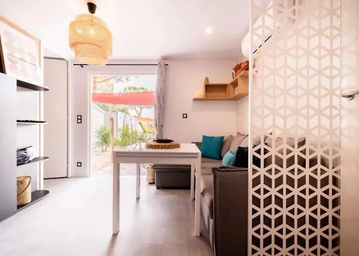 Zecamping 4 Avec Parc Aquatique Club Enfant Animations Sauna Hammam Camping 4*