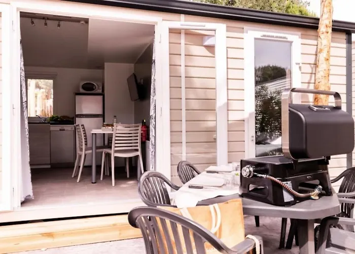 Zecamping 4 Avec Parc Aquatique Club Enfant Animations Sauna Hammam Camping Agde