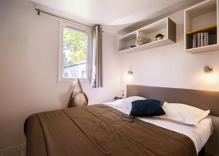 Zecamping 4 Avec Parc Aquatique Club Enfant Animations Sauna Hammam Campsite 4*